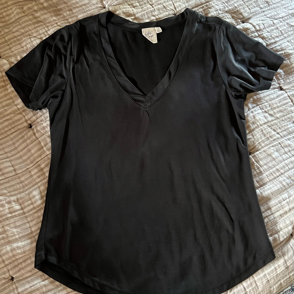 White Crow Black V-Neck Short Sleeve Tee